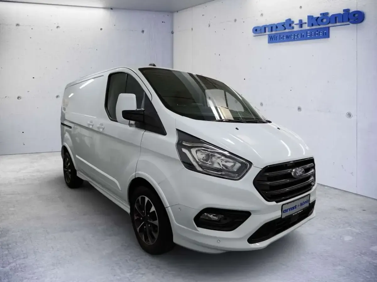 Gebraucht Ford Transit Custom Sport 185 PS (136 kW) 2022 Frozen white Pickup