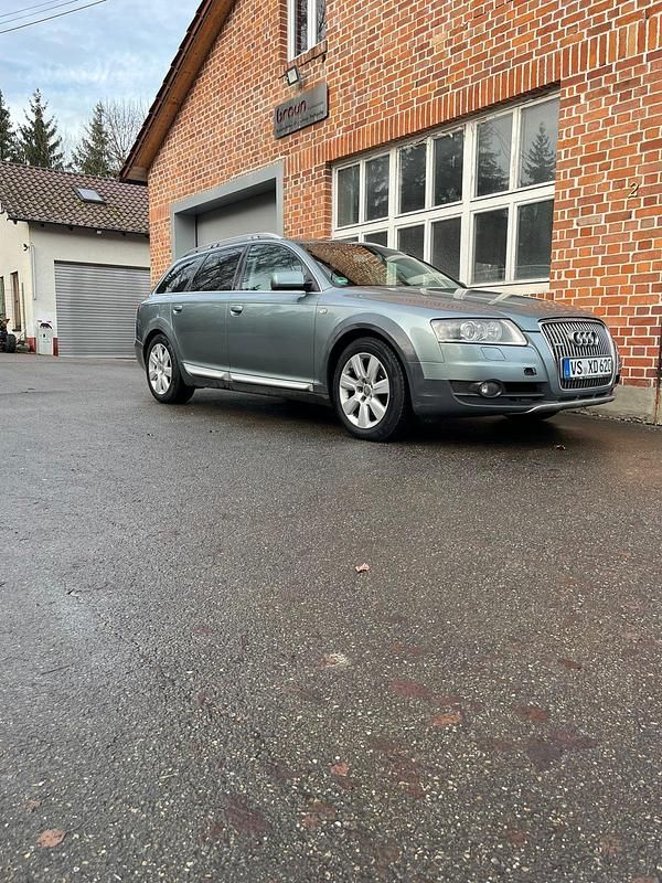 Grau Gebraucht 2006 Audi A6 Kombi | 4.000 € (Etwas zu teuer) - Bild 1/4