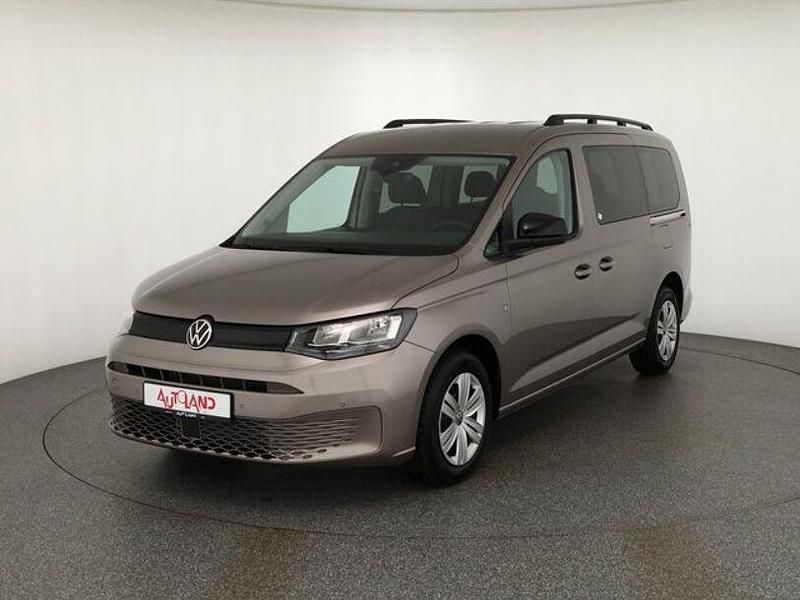 Neu VW Caddy Maxi 122 PS (89 kW) 2025 Beige Van / Kleinbus