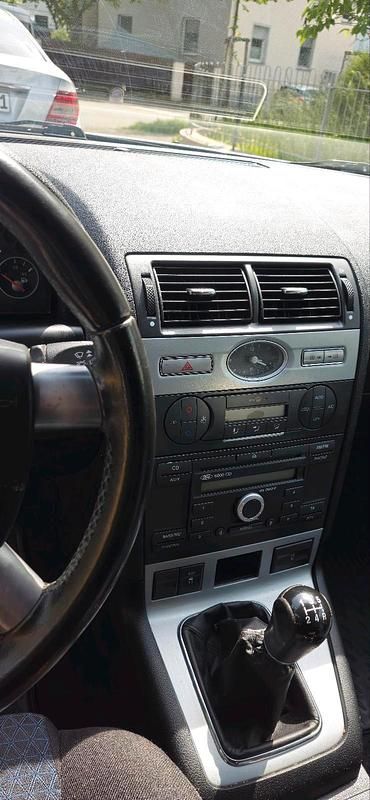 Gebraucht Ford Mondeo 125 PS (91 kW) 2006 Grau Kombi