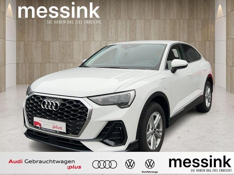 Weiß Gebraucht 2022 Audi Q3 Sportback Basis SUV | 28.180 € (Fairer Preis) - Bild 1/4