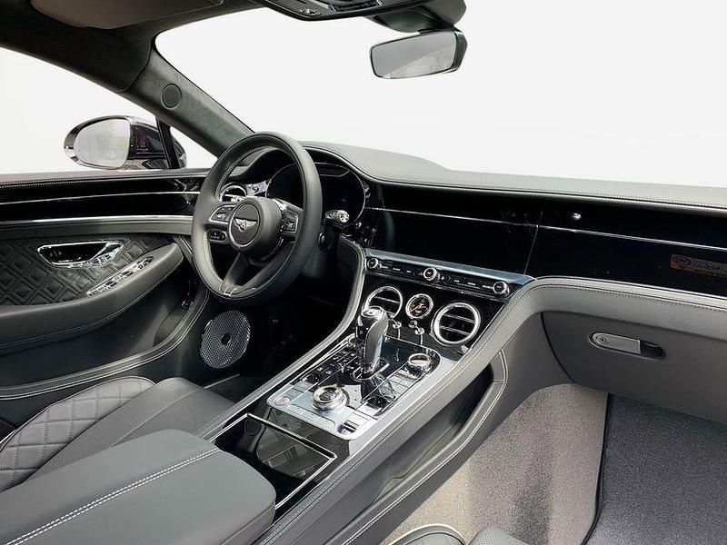 Gebraucht Bentley Continental GT 550 PS (404 kW) 2024 Weiß Coupé