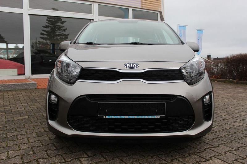 Gebraucht Kia Picanto Edition 7 67 PS (49 kW) 2018 Silber Kleinwagen