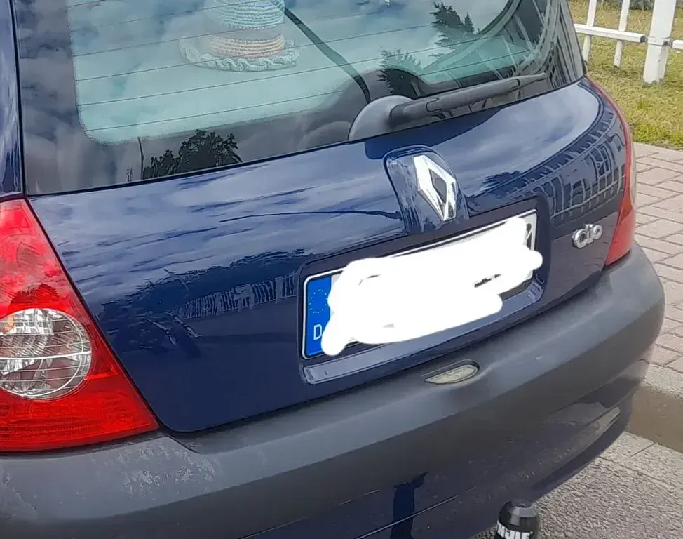 Gebraucht Renault Clio 58 PS (42 kW) 2001 Blau Limousine