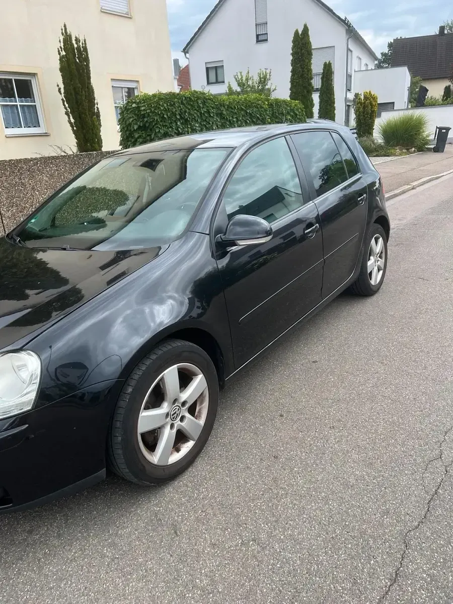 Gebraucht VW Golf VI 140 PS (102 kW) 2008 Schwarz Kleinwagen