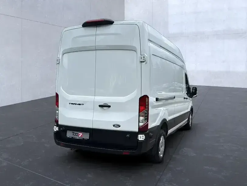 Gebraucht Ford Transit Trend 131 PS (96 kW) 2025 Frostweiß Van