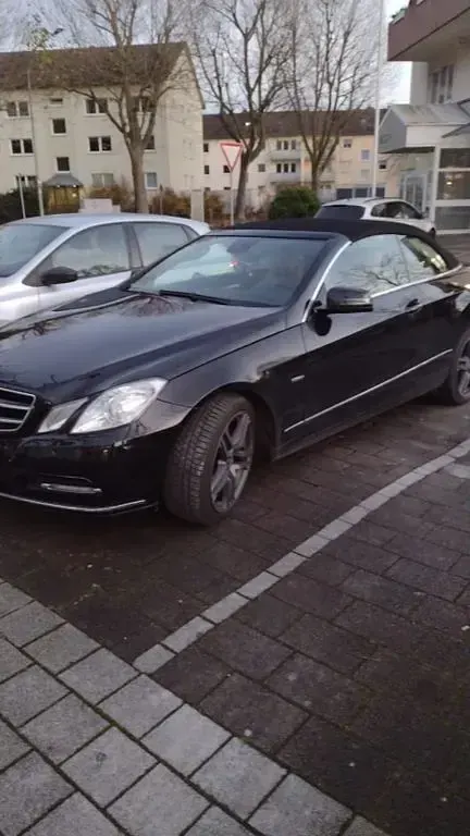Gebraucht Mercedes 200 188 PS (138 kW) 2011 Schwarz Cabrio