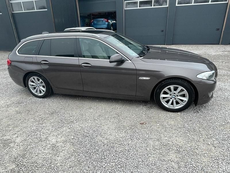 Gebraucht BMW 528 258 PS (189 kW) 2010 Braun Kombi