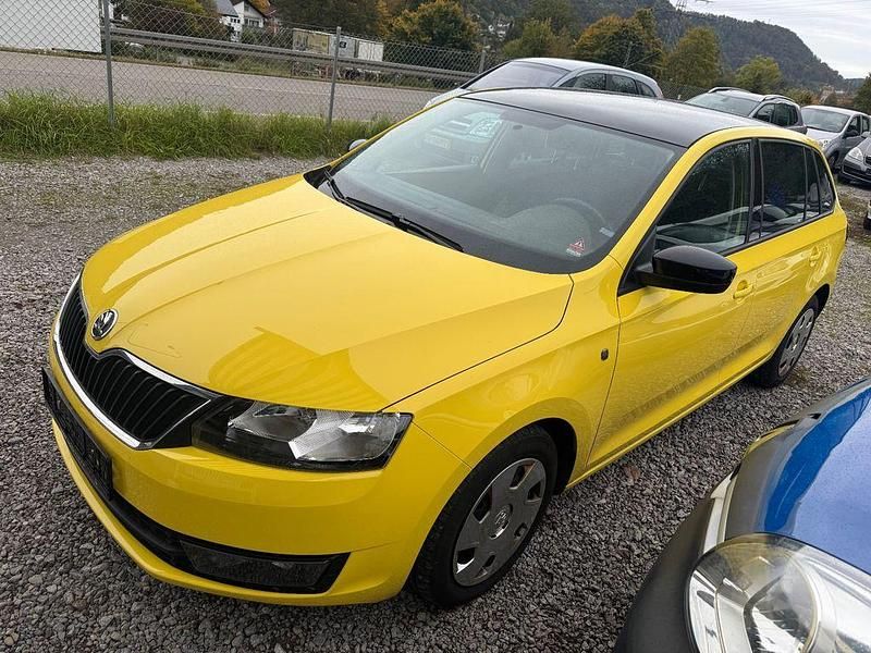 Gelb Gebraucht 2014 Skoda Rapid Ambition Limousine | 6.499 € (Superpreis) - Bild 1/4