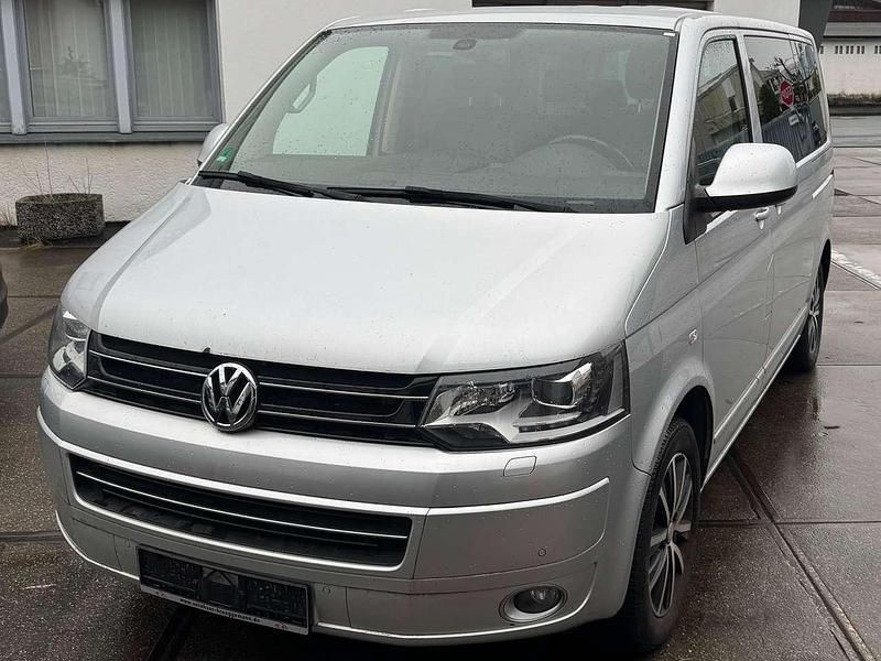 Gebraucht VW Multivan Highline 179 PS (131 kW) 2014 Silber Van