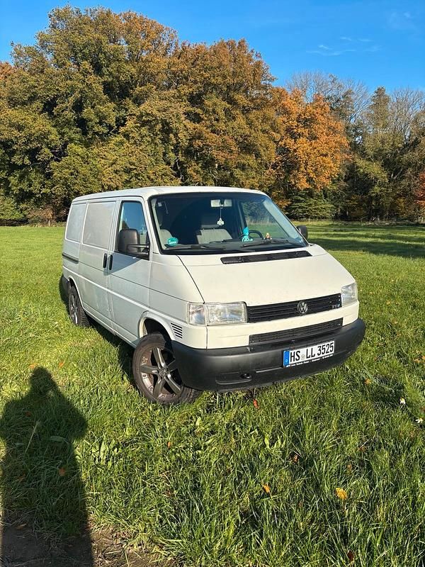 Weiß Gebraucht 2001 VW T4 Van | 5.000 € (Fairer Preis) - Bild 1/4