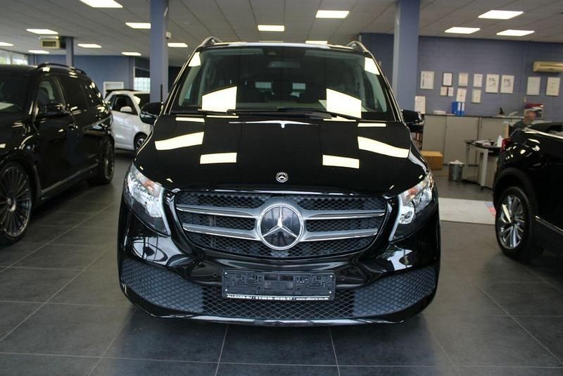 Gebraucht Mercedes V250 Edition 190 PS (139 kW) 2020 Schwarz Van / Kleinbus