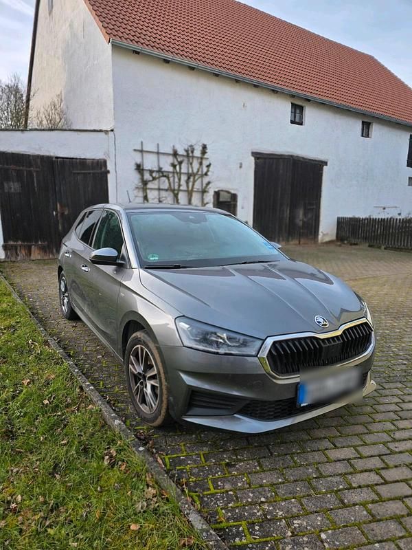 Gebraucht 2023 Skoda Fabia Limousine | 19.500 € (Etwas zu teuer) - Bild 1/4