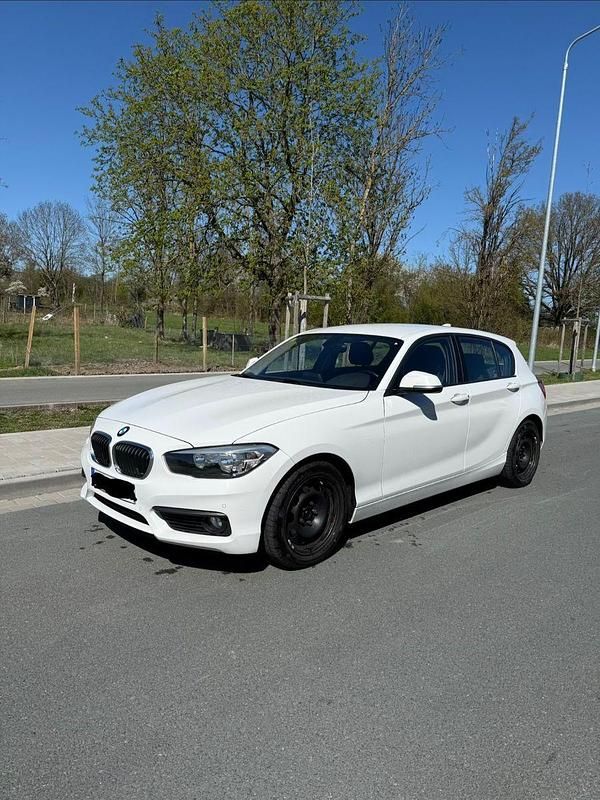 Usata BMW 116 Efficient Dynamics 116 CV (85 kW) 2015 Bianco Utilitaria
