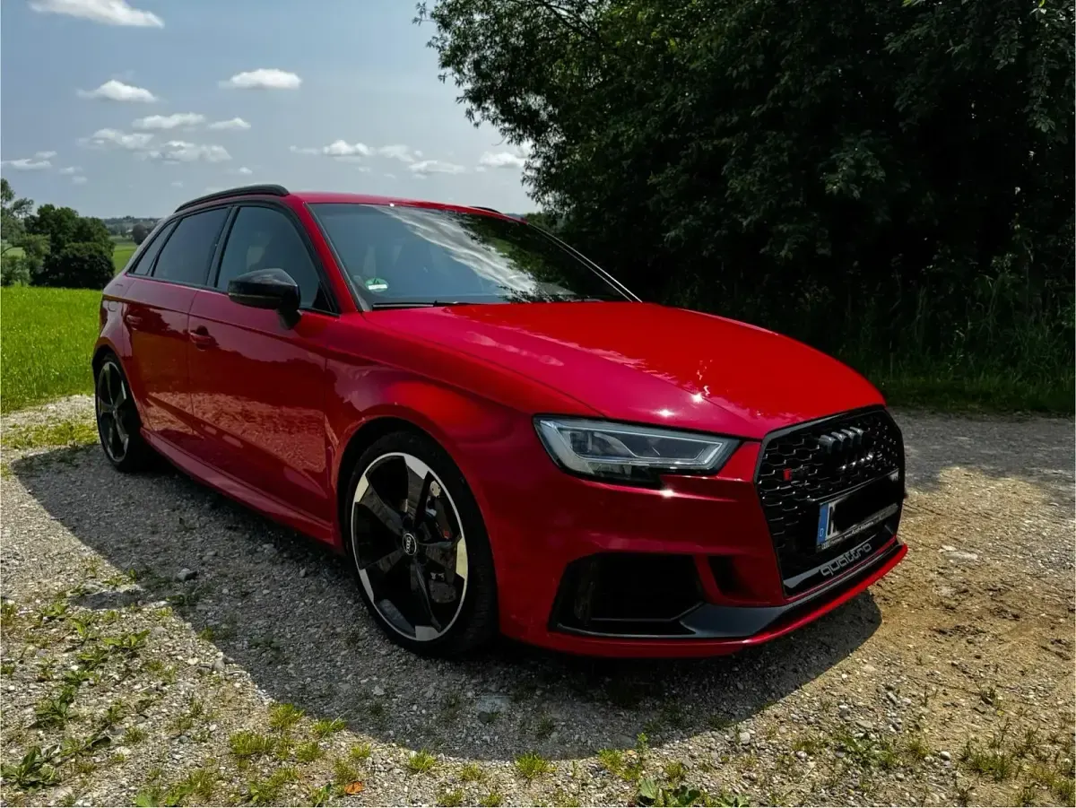 Gebraucht Audi RS3 Comfort 400 PS (294 kW) 2019 Rot Limousine