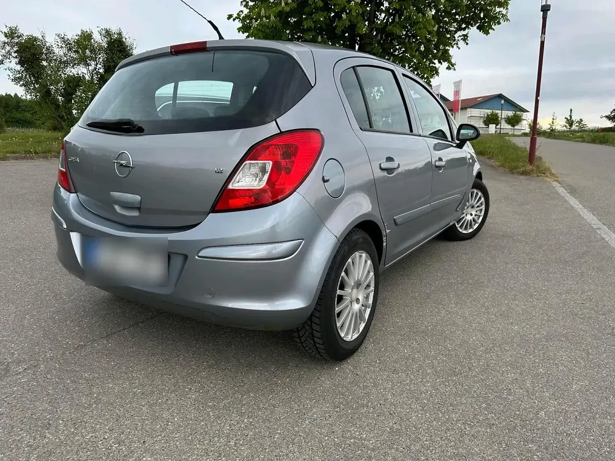 Second-hand Opel Corsa 82 CP (60 kW) 2007 Hatchback