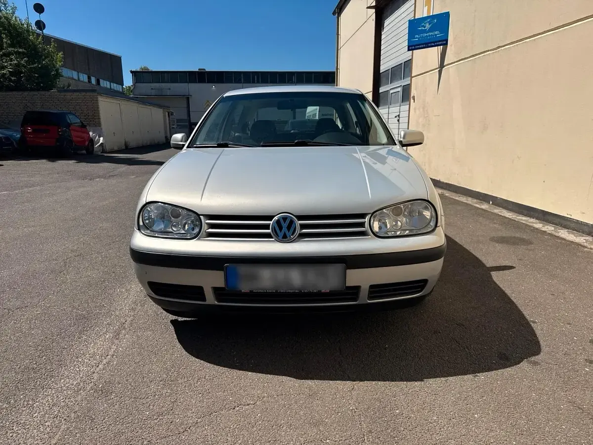 Gebraucht VW Golf III 75 PS (55 kW) 1998 Silber Limousine