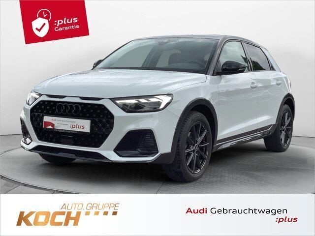 Gletscherweiß metallic Gebraucht 2024 Audi A1 Ambiente Kleinwagen | 28.890 € - Bild 1/2