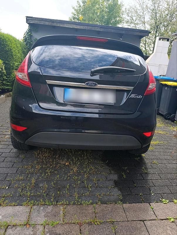 Schwarz Gebraucht 2009 Ford Fiesta Kleinwagen | 3.300 € (Fairer Preis) - Bild 1/4