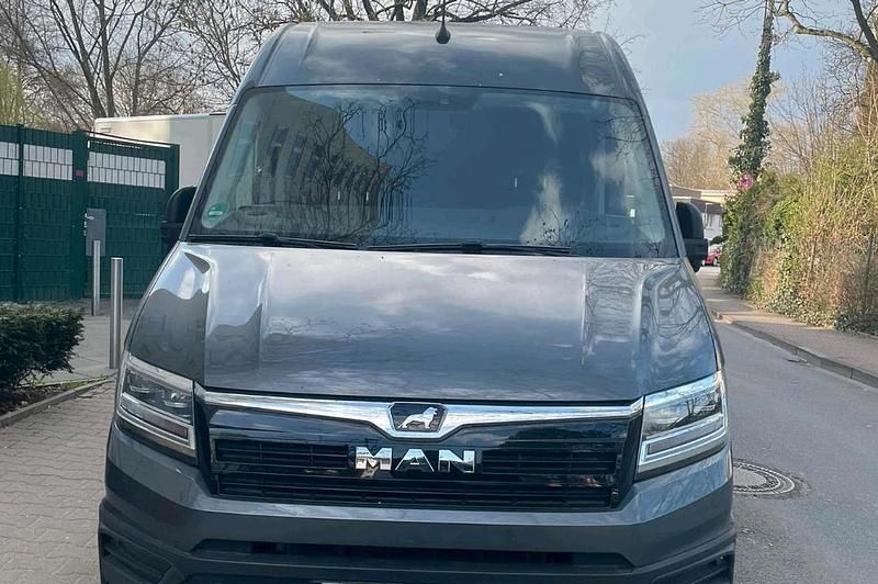 Gebraucht MAN TGE 177 PS (130 kW) 2023 Grau Van