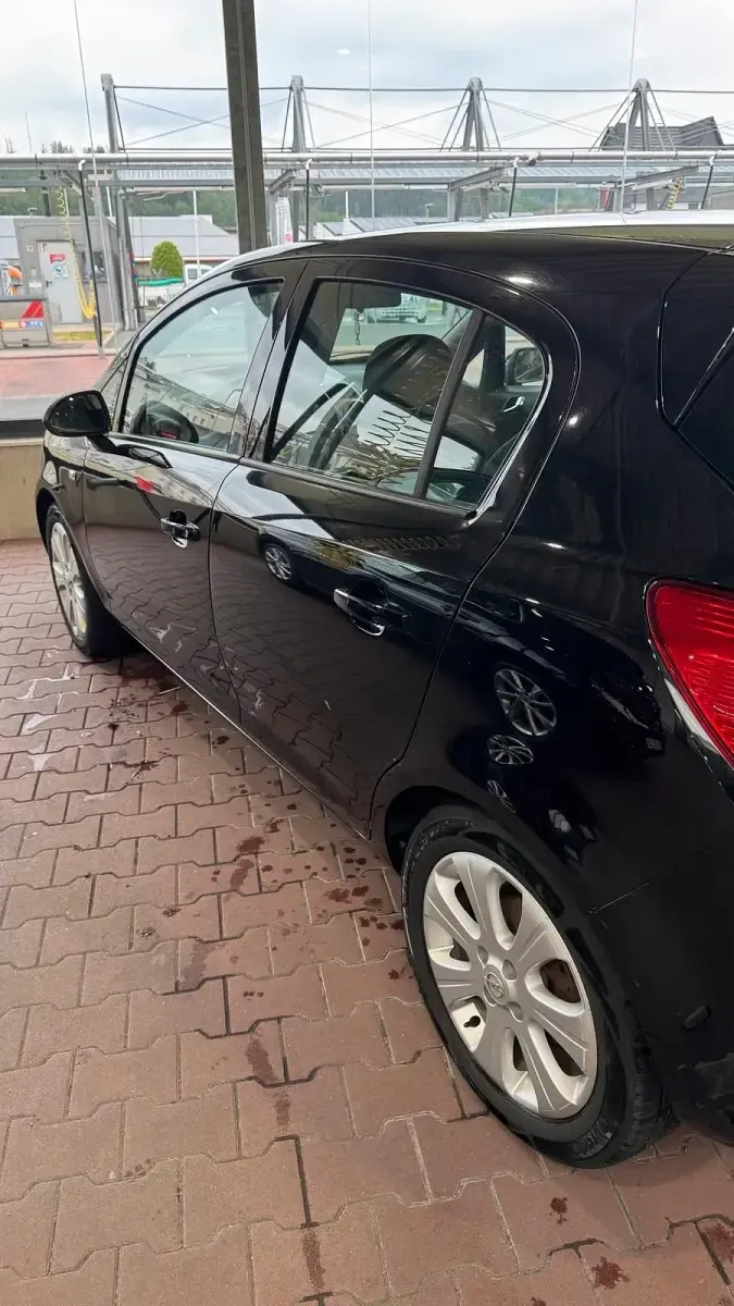Gebraucht Opel Corsa 80 PS (58 kW) 2008 Schwarz Kleinwagen