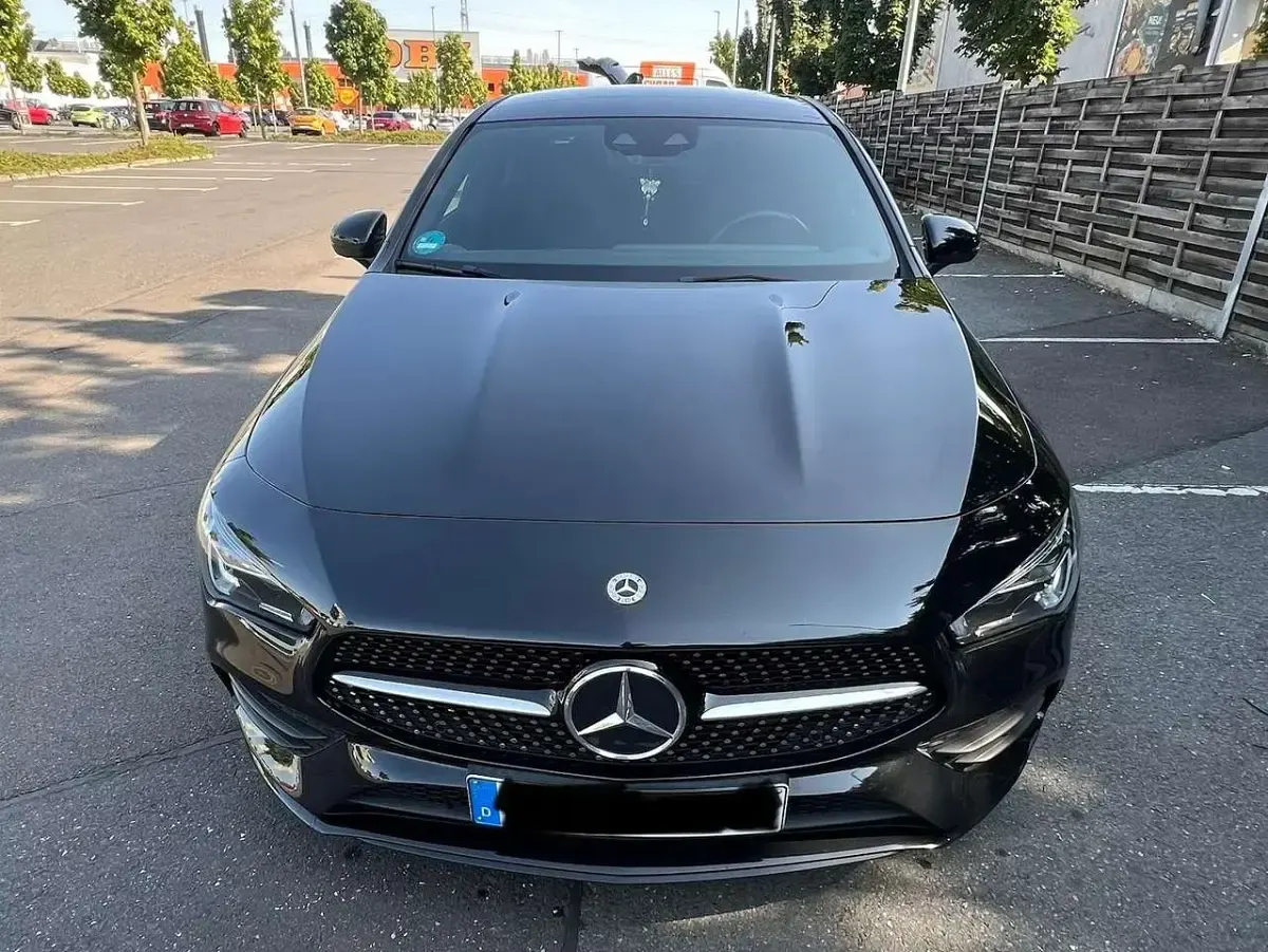 Gebraucht Mercedes CLA200 AMG line 163 PS (119 kW) 2023 Schwarz Coupé