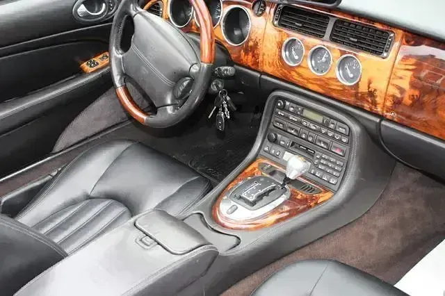 Gebraucht Jaguar XK8 298 PS (219 kW) 2003 Schwarz Cabrio