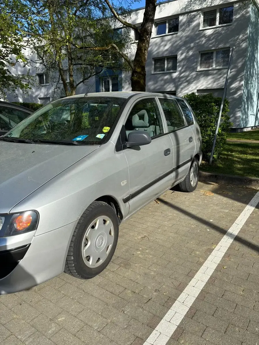 Gebraucht Mitsubishi Space Star 2003 Grau Van / Kleinbus