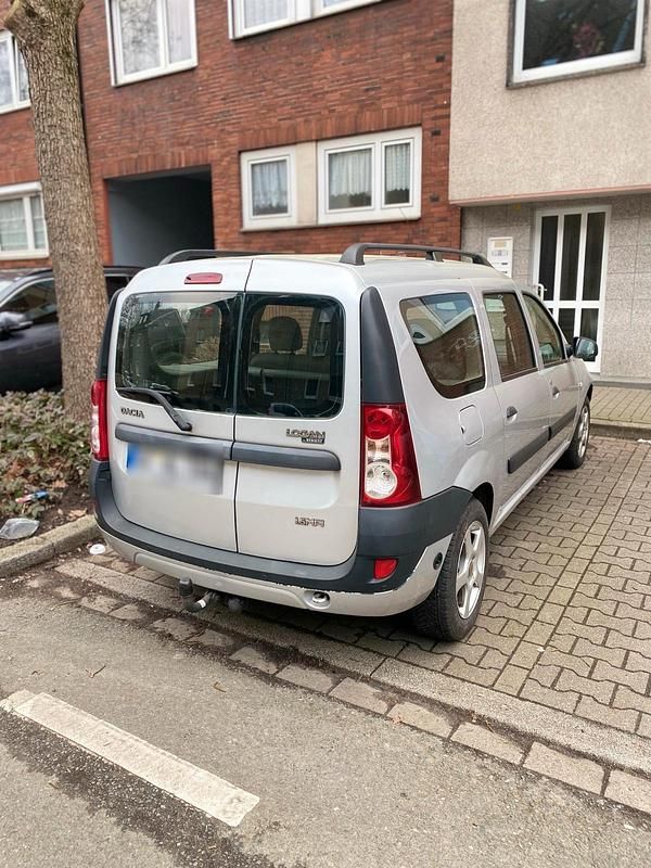 Second-hand Dacia Logan 75 CP (55 kW) 2007 Gri Berlinǎ