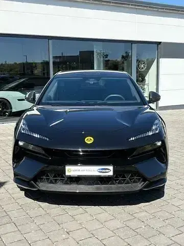 Używany Lotus Eletre 675 kW (918 KM) 2024 Czarny SUV