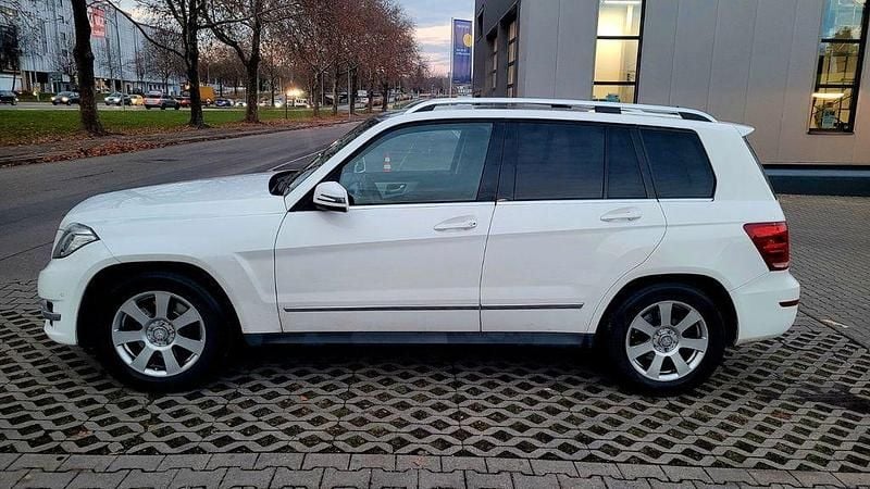 Gebraucht Mercedes GLK200 143 PS (105 kW) 2013 Weiß SUV
