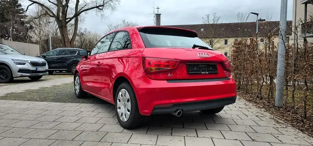 Używany Audi A1 Design 95 KM (69 kW) 2019 Czerwony SUV