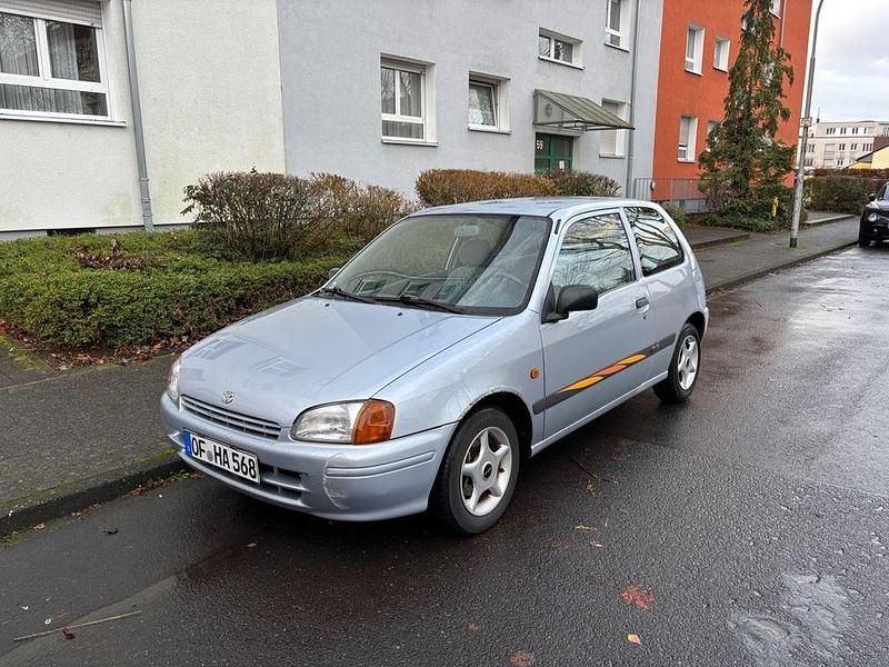 Blau Gebraucht 1996 Toyota Starlet Kleinwagen | 1.700 € (Fairer Preis) - Bild 1/4