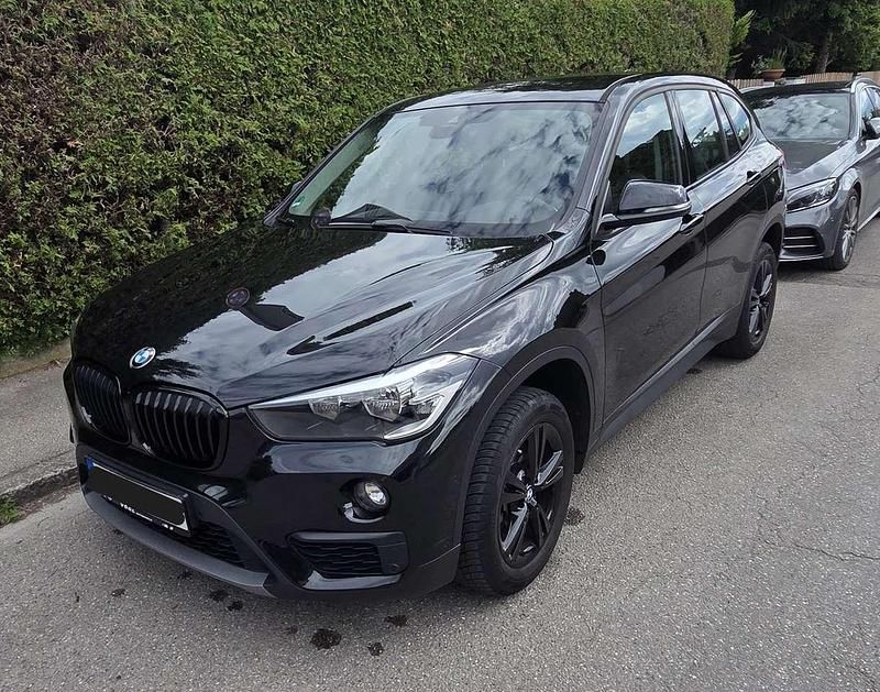 Schwarz Gebraucht 2018 BMW X1 SUV | 20.899 € (Fairer Preis) - Bild 1/4