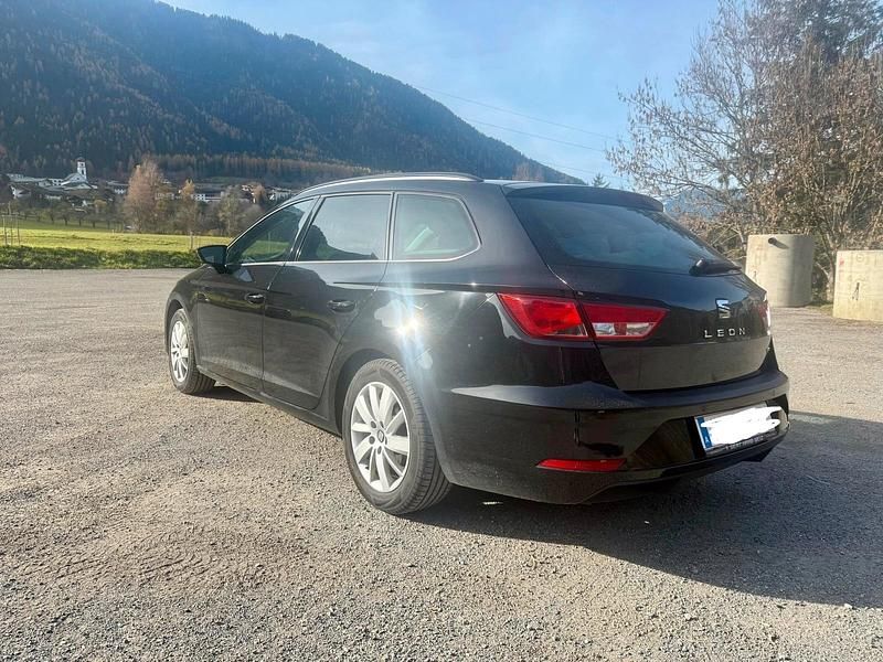 Gebraucht Seat Leon ST Reference 86 PS (63 kW) 2017 Schwarz Kombi
