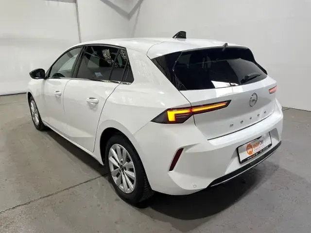 Gebraucht Opel Astra Elegance 110 PS (80 kW) 2023 Weiss Limousine