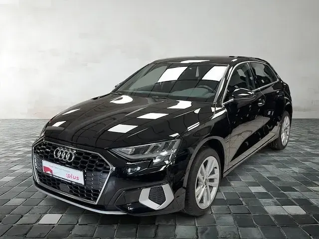 Gebraucht Audi A3 Advanced Plus 150 PS (110 kW) 2023 Mythosschwarz metallic Limousine