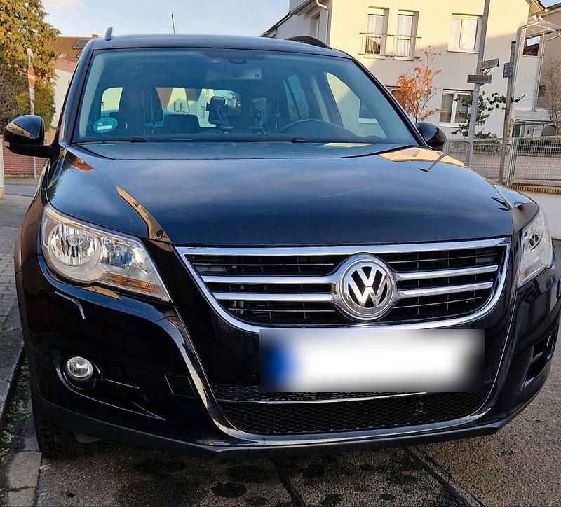 Gebraucht VW Tiguan 150 PS (110 kW) 2011 Schwarz SUV