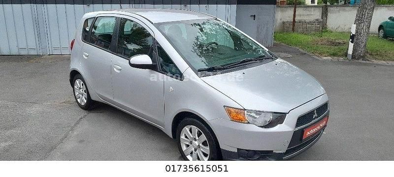 Silber Gebraucht 2011 Mitsubishi Colt Kleinwagen | 3.995 € (Fairer Preis) - Bild 1/4