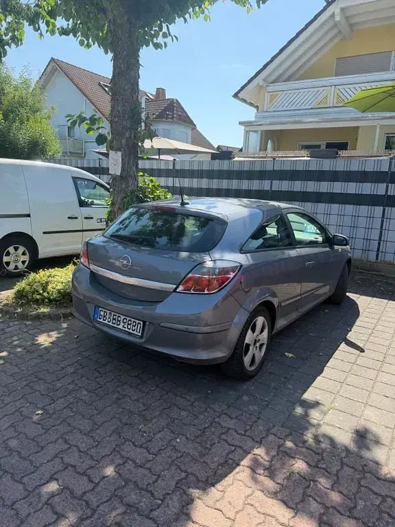 Gebraucht Opel Astra GTC Edition 110 PS (80 kW) 2007 Limousine