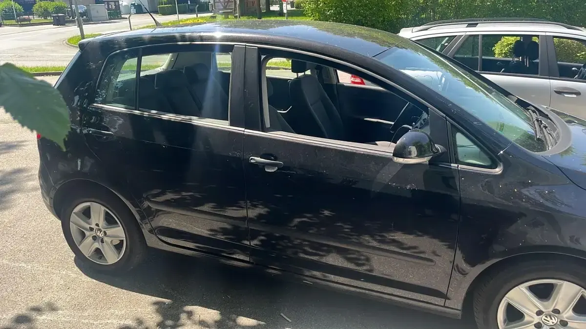 Gebraucht VW Golf V 75 PS (55 kW) 2005 Schwarz Kleinwagen