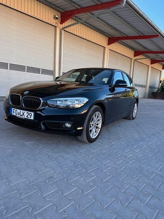 Usata BMW 118 150 CV (110 kW) 2018 Nero Utilitaria