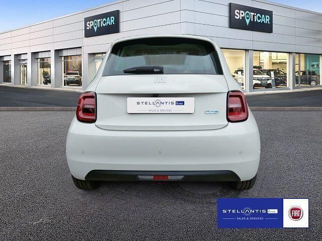 Gebraucht Fiat 500e 86 kW (118 PS) 2025 Weiß Limousine