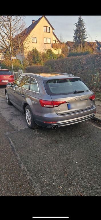 Gebraucht Audi A4 Sport 190 PS (139 kW) 2017 Grau Kombi