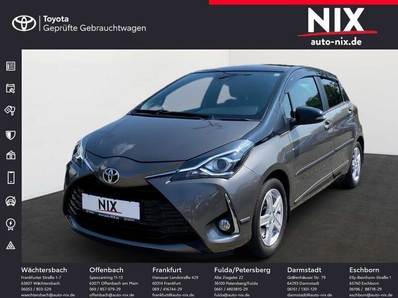 Platinumbronze metallic / mysticschwarz mica Gebraucht 2020 Toyota Yaris Basis Limousine | 16.990 € (Etwas zu teuer) - Bild 1/4
