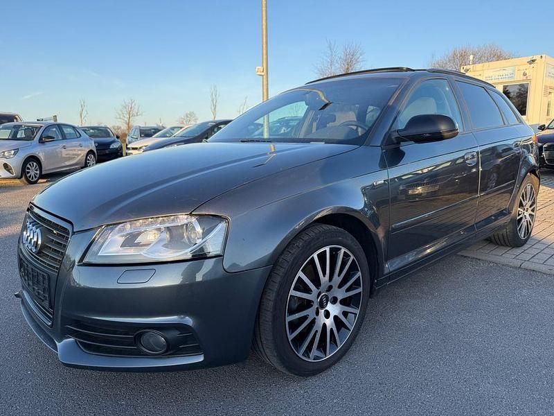 Gebraucht Audi A3 S-Line 140 PS (102 kW) 2012 Grau Kleinwagen