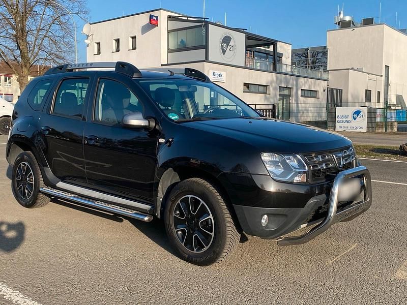 Gebraucht Dacia Duster Prestige 125 PS (91 kW) 2016 Grau SUV