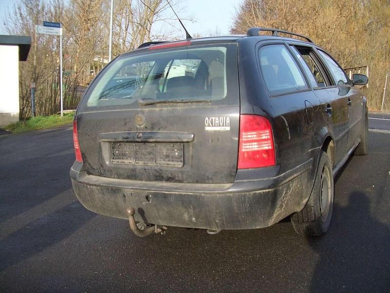 Gebraucht Skoda Octavia 60 PS (44 kW) 2003 Other Kombi
