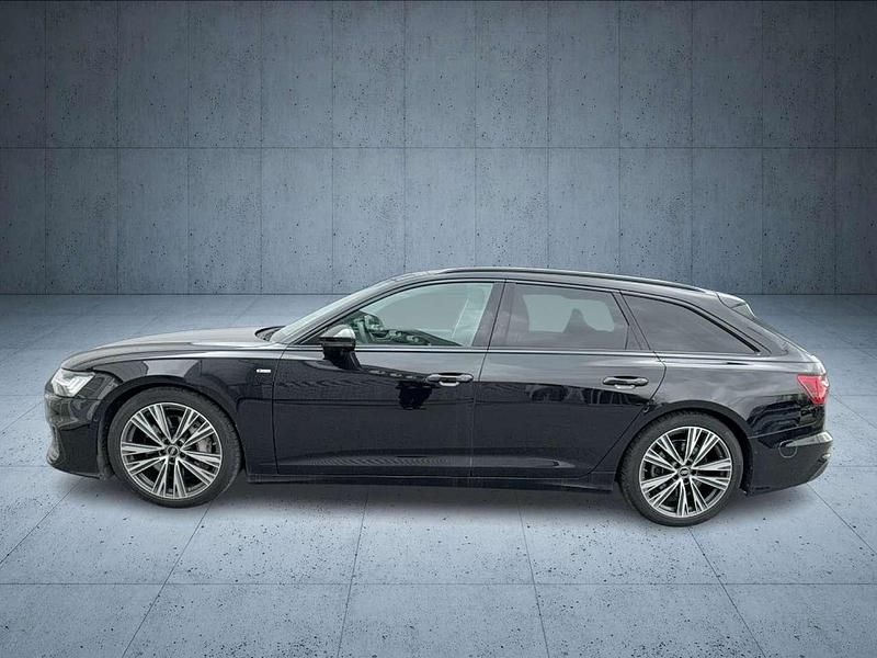 Gebraucht Audi A6 Design 340 PS (250 kW) 2022 Mythosschwarz metallic Kombi