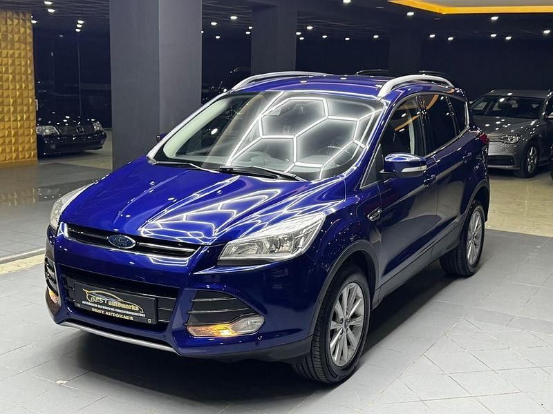 Gebraucht Ford Kuga Titanium 150 PS (110 kW) 2015 Blau SUV